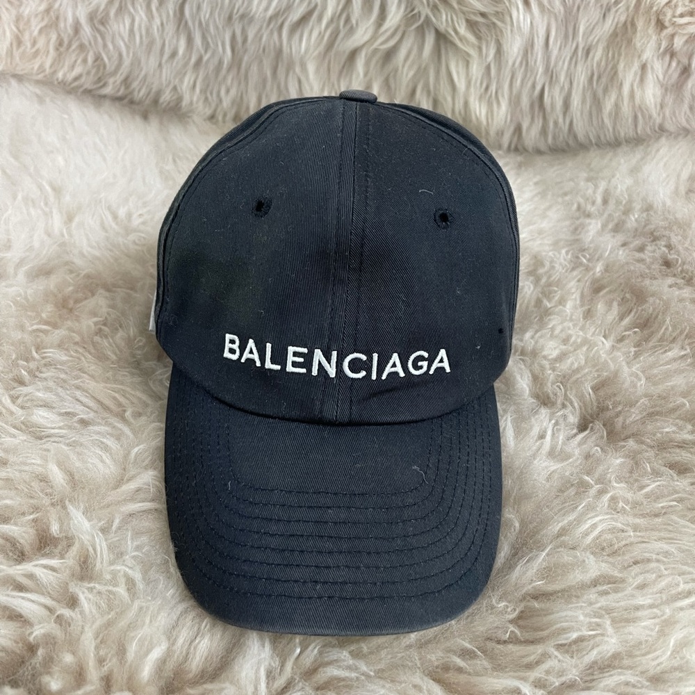 Balenciaga baseball cap